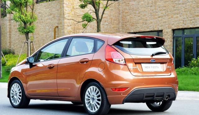 顶配不到13万, 配沃德十佳发动机, 高尔夫不如它