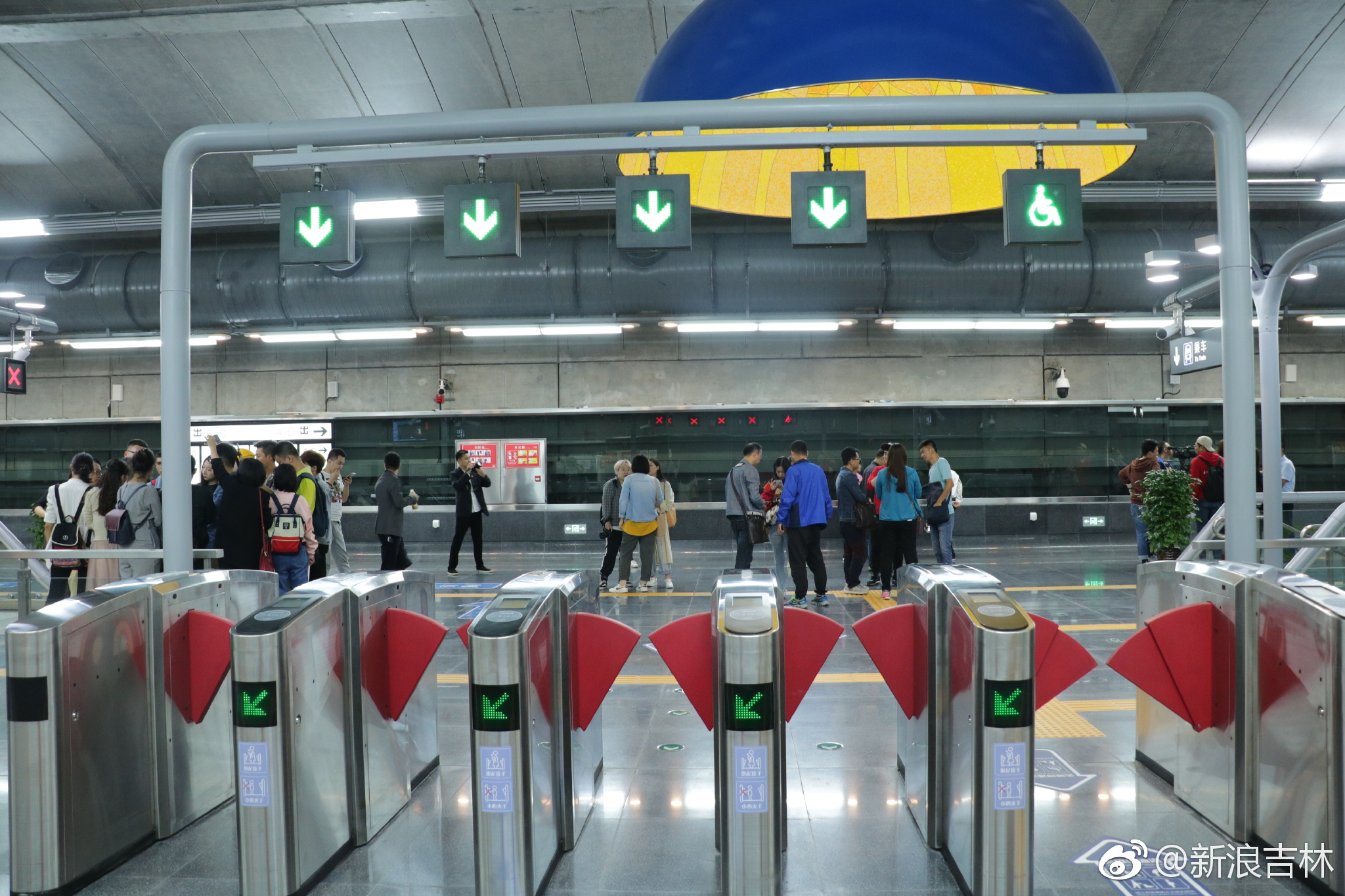 长春市轨道交通集团已经开始研究手机过闸、