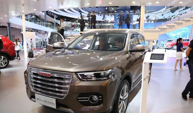 哈弗H6新款太走心, 10万拿下17万配置, 小钢炮霸气归来