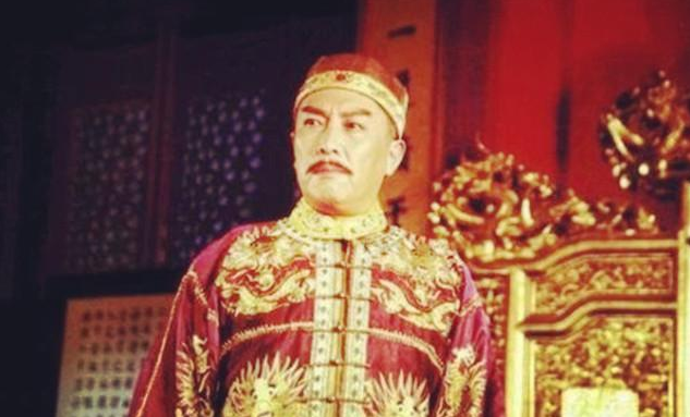 清朝几的个皇帝,第一个堪称野蛮,最后一个被过