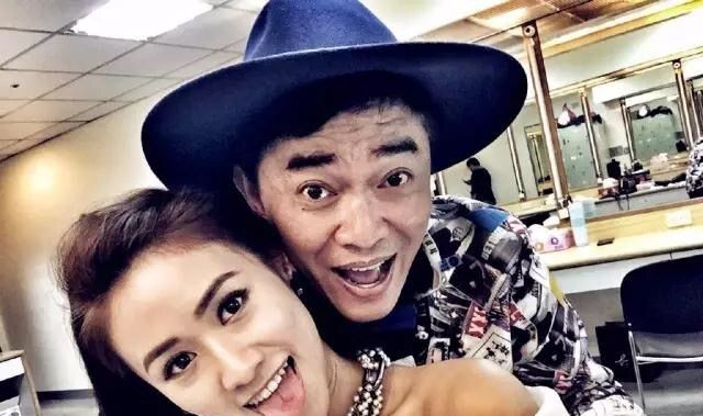 吴宗宪，老婆张葳葳美如少女，三女儿全学艺，儿子最没用