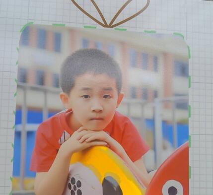 寄语:幼儿园毕业,即将上小学的儿子!