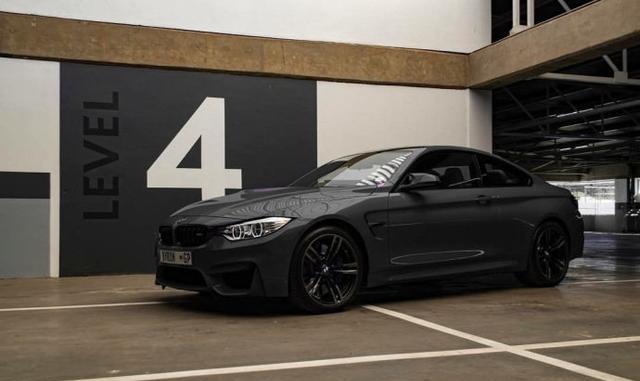 图鉴 宝马M4，哪个颜色是你喜欢的 可选装xDrive四驱系统