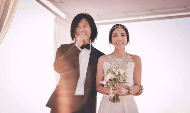 玛莎婚纱照_玛莎奥特曼(3)