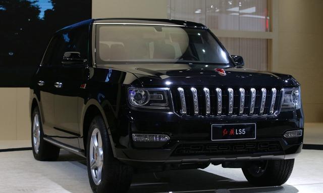 红旗又上SUV，非承载式车身V8发动机，这回路虎揽胜要哭了！