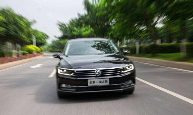 一个月挣多少钱，才能养得起20万元的车子，买车前必须看！