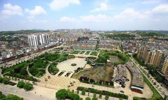 南昌2018经济总量_南昌经济开发区规划图(3)