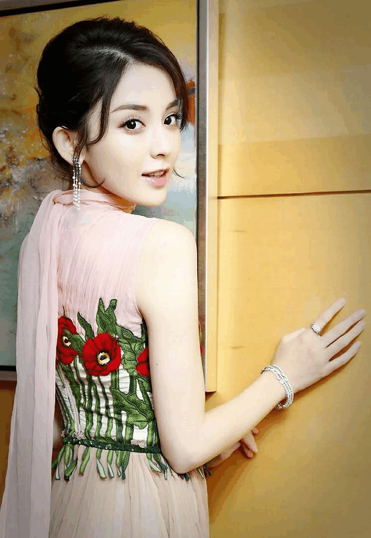 盘点七位平胸女星，最后一位堪称平胸界的女王