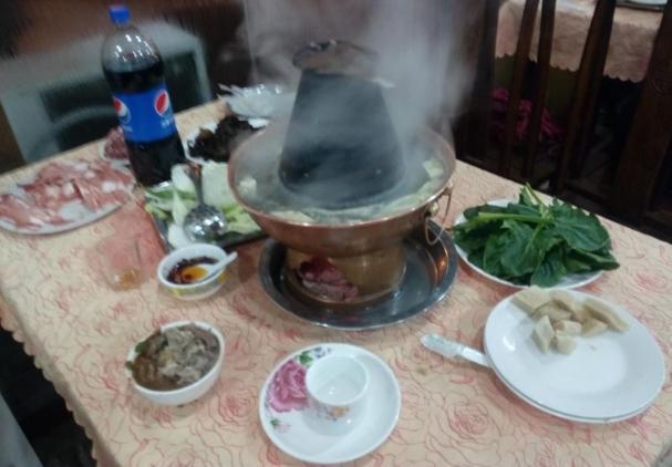 世界上最孤独的事情,莫过于一个人吃火锅,找不