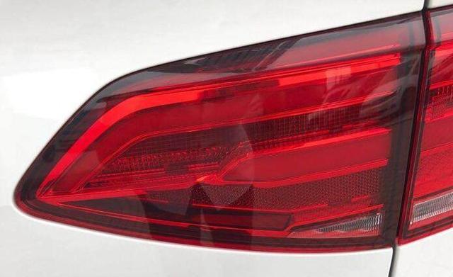 6升油耗, 百米加速只需要9秒, 13万我果断放弃速腾提它