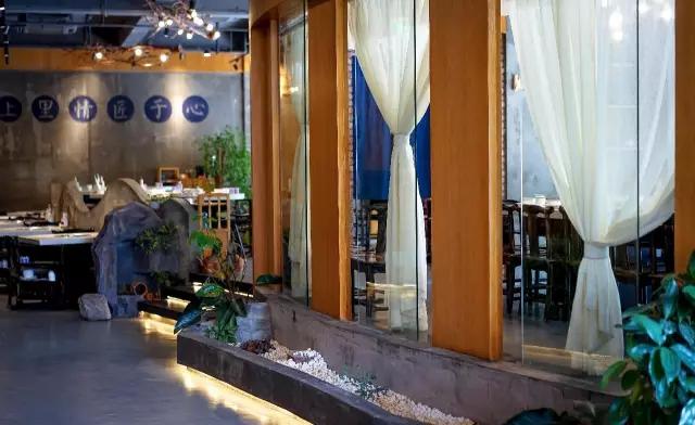 玩抖音还能当钱花?西安最社会的火锅店,征服