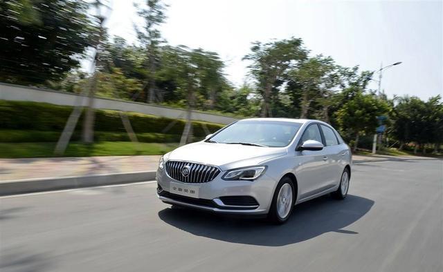 美女司机五年前买英朗, 总体挺满意, 但有一点让她犯了愁