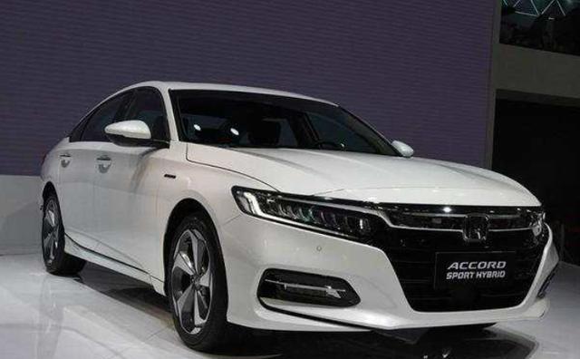 上市骂惨，号称被凯美瑞吊打，现两周订单破7500台，连迈腾都要凉