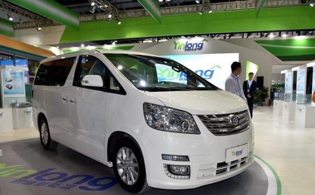 董明珠也抄袭? 国产埃尔法, 充电六分钟能跑二百公里, 不加价吗?