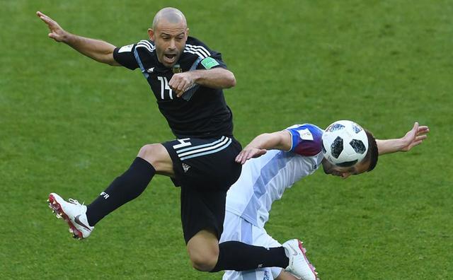 大赞!比利时主帅:很满意两位中超球员表现,他们