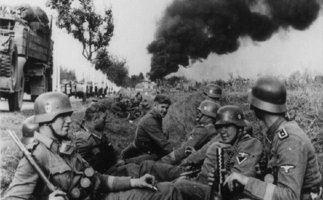 二战时期德国不敢动的三个国家,个个实力不凡