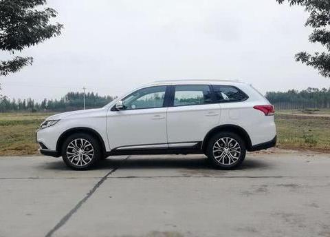 这里有“性能车“的最新资讯请不要错过