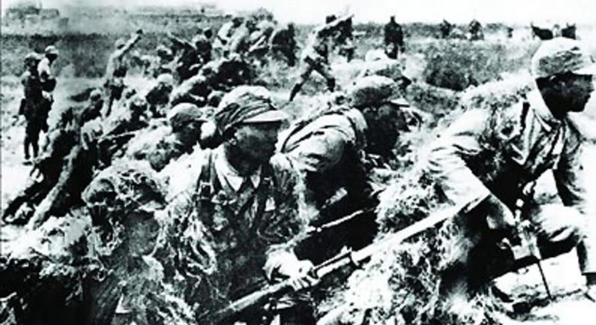 中条山战役中，守军死伤殆尽后，代替师长的梁希贤只能跳河自尽