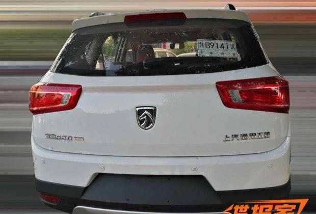 搭1.5T发动机 曝宝骏560自动挡实车谍照