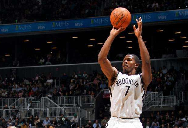 勇士伤兵满营火箭赛程轻松,是时候锻炼一下季