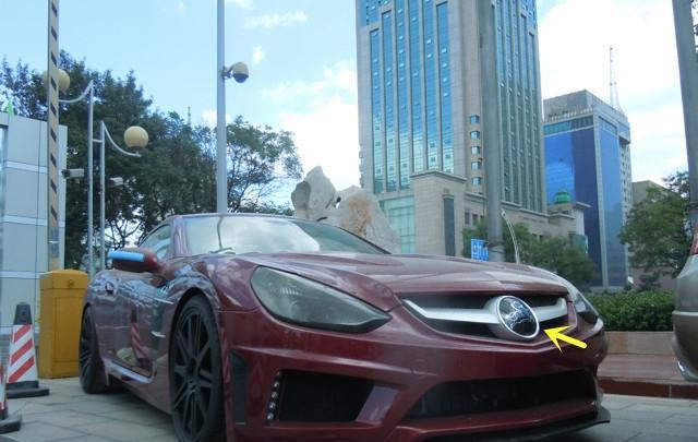 它是一辆超跑, 每辆售价千万