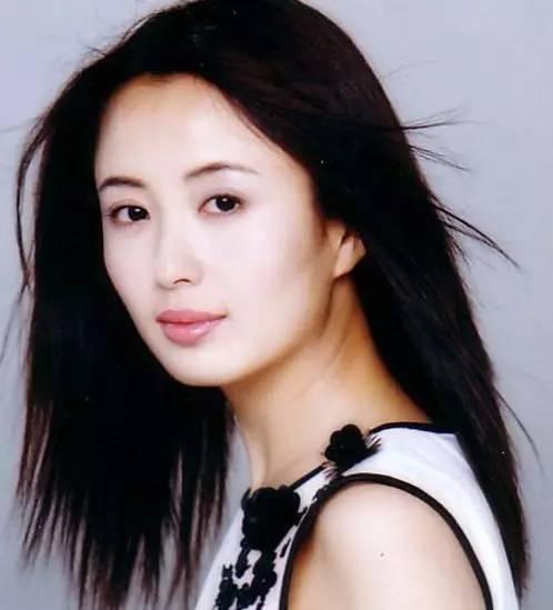 杨童舒内衣_杨童舒性感内衣写真