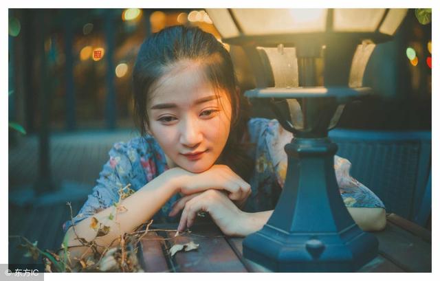 单恋一个人的说说心情,句句伤感,想念却不敢打扰