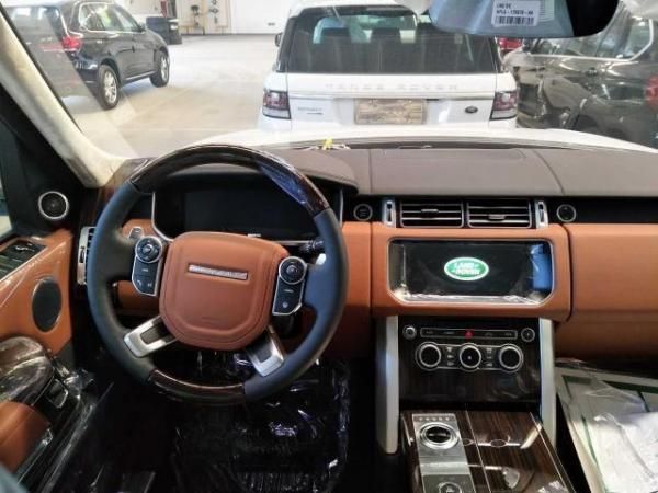 2018款路虎行政天津现车夏日感恩价!