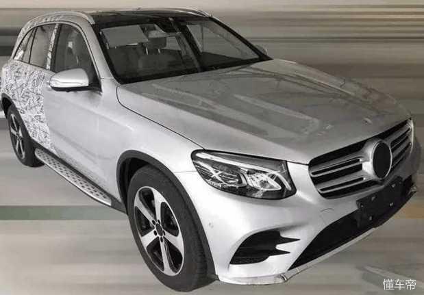 加长版的奔驰GLC,对标宝马X3和奥迪Q5L,卖3