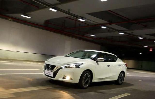 日产个性车外形酷似轿跑, 关键售价仅10万!