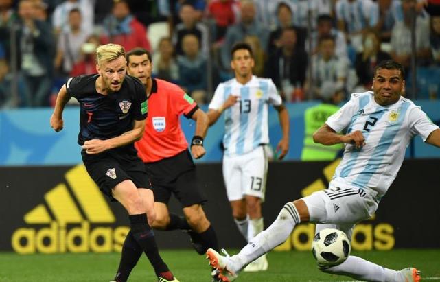 报应!0-3惨败成最大笑话,阿媒曾讥讽中国队没参