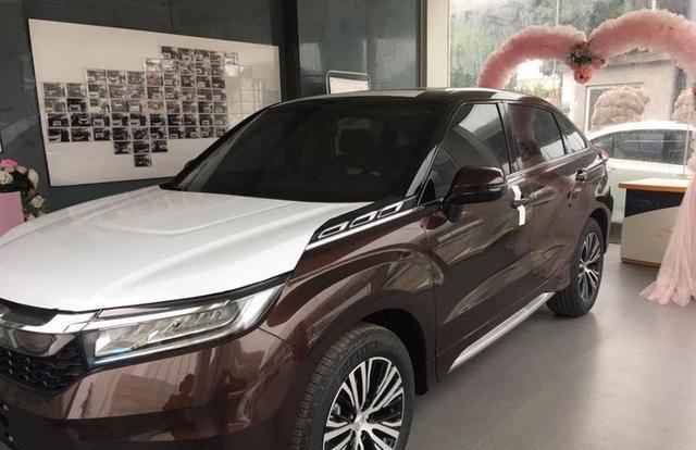 买什么汉兰达，福特锐界，买它啊！看这辆车帅你一脸