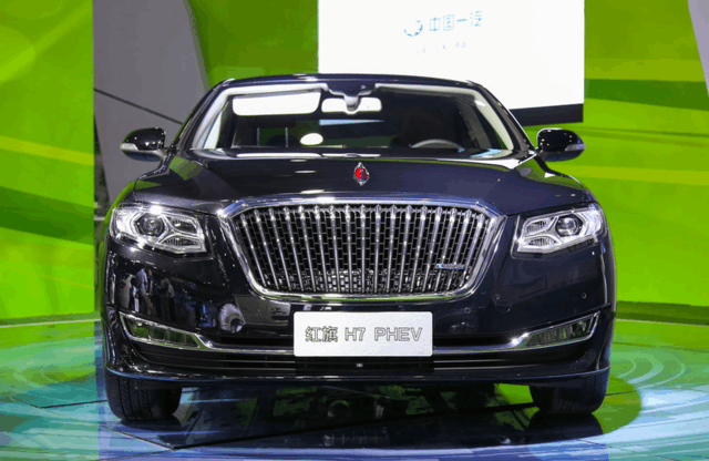 车长5米1, 轴距3米, 桃木豪华内饰, 2.0T/3.0L, 21万完胜A6!