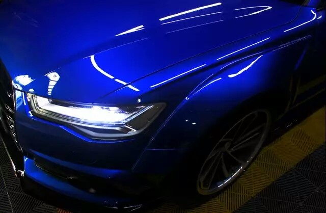 据说这车宝马7系见了只配吃灰！