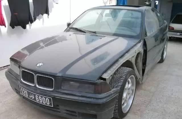 小伙花5万元买辆二手宝马，花2万改装成敞篷车，大家都说值！