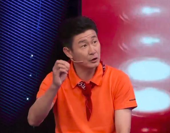 被骂白斩鸡,前国足郝海东发飙:我们天天一万