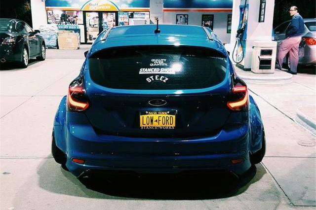 你愿意尝试这种改装风格吗？新福克斯宽体竞技改装两例