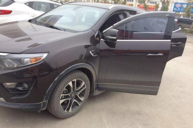 逼格比VV7还高放弃H6，邻居以为是几十万豪车，过年相亲就靠它！