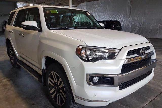 18款丰田超霸四驱LTD版配置秒杀霸道