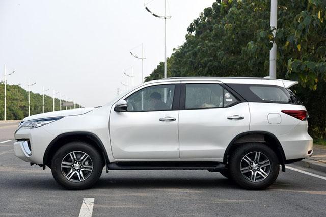 买不起2700就它！纯进口+7座带大梁才27万，分时四驱越野碾压途昂