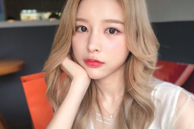 LOL:Doinb让糖小幽受委屈了,电竞椅坏掉后,他