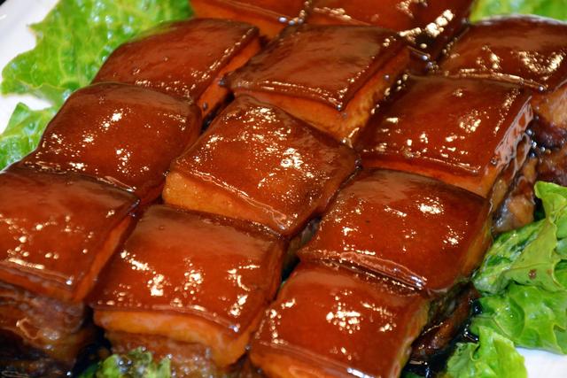 东坡肉和红烧肉是一个东西吗