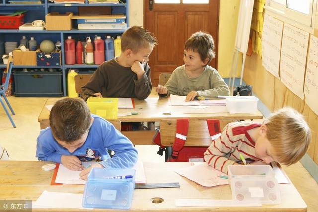 小孩子做题粗心怎么办?4个方法改正孩子粗心