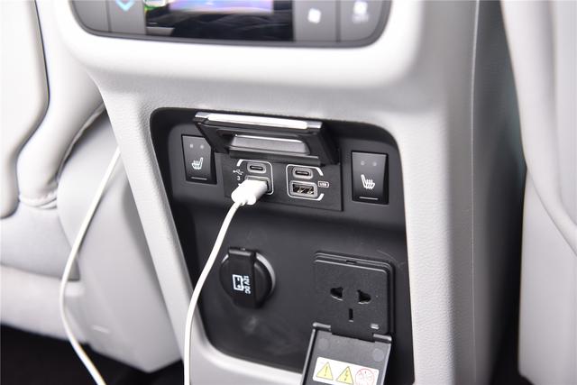 《购划算》7座SUV,要专业,要实用,平衡点在哪里?