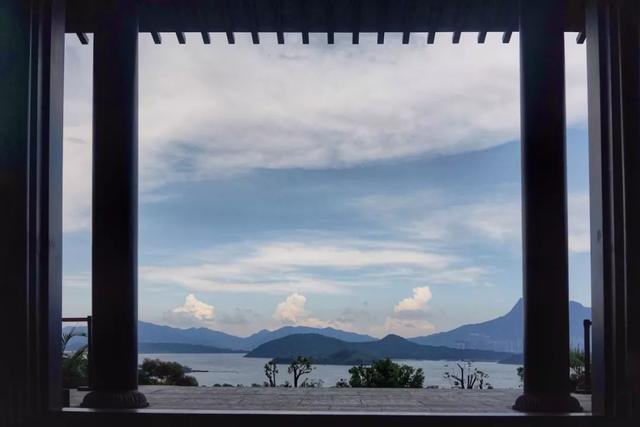 李嘉诚花 26 亿建的慈山寺，到底有多美？