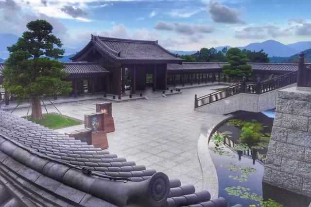 李嘉诚花 26 亿建的慈山寺，到底有多美？