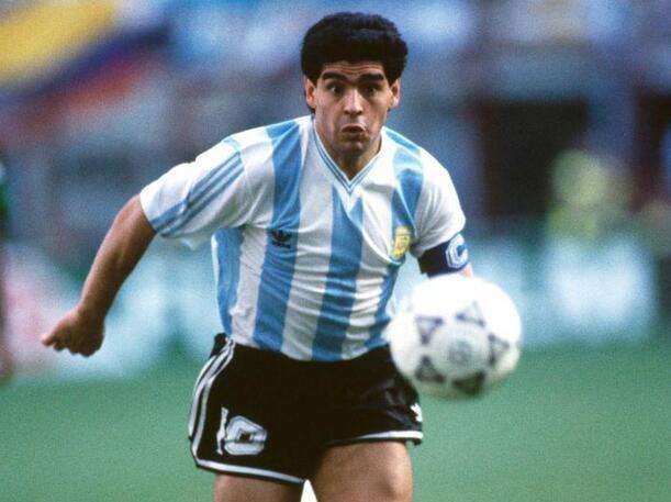 马拉多纳2大纪录将不保? 梅西再进3球, 将登上