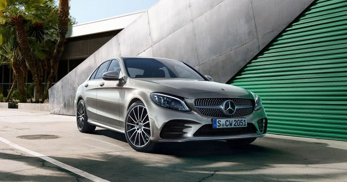 你没看错,这款奔驰C260只有1.5T的排量,不过它