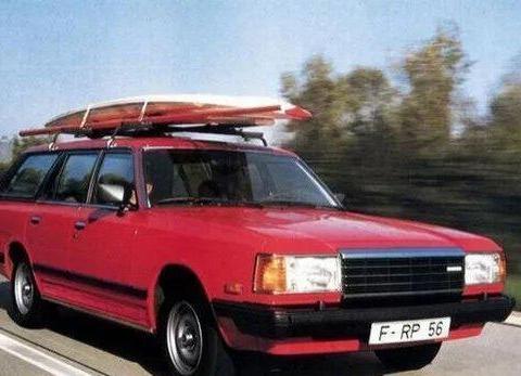 马自达与前妻的儿子，被抛弃十多年，现在居然变成这样？