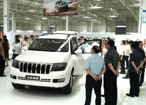 搭载大V8发动机,国产“丰田陆巡”来了,国内最牛越野车